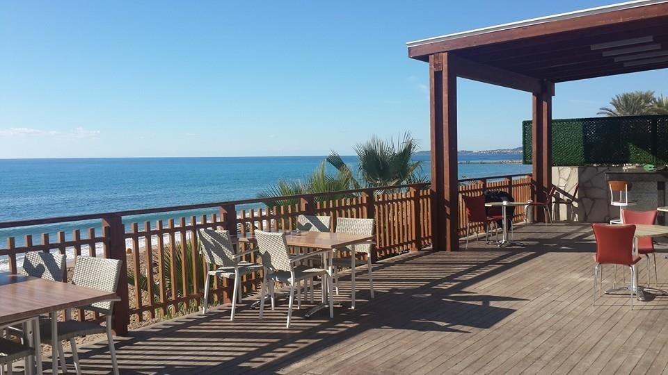 Апартаменты Sea View Studio In Orion Garden Авсаллар Номер фото